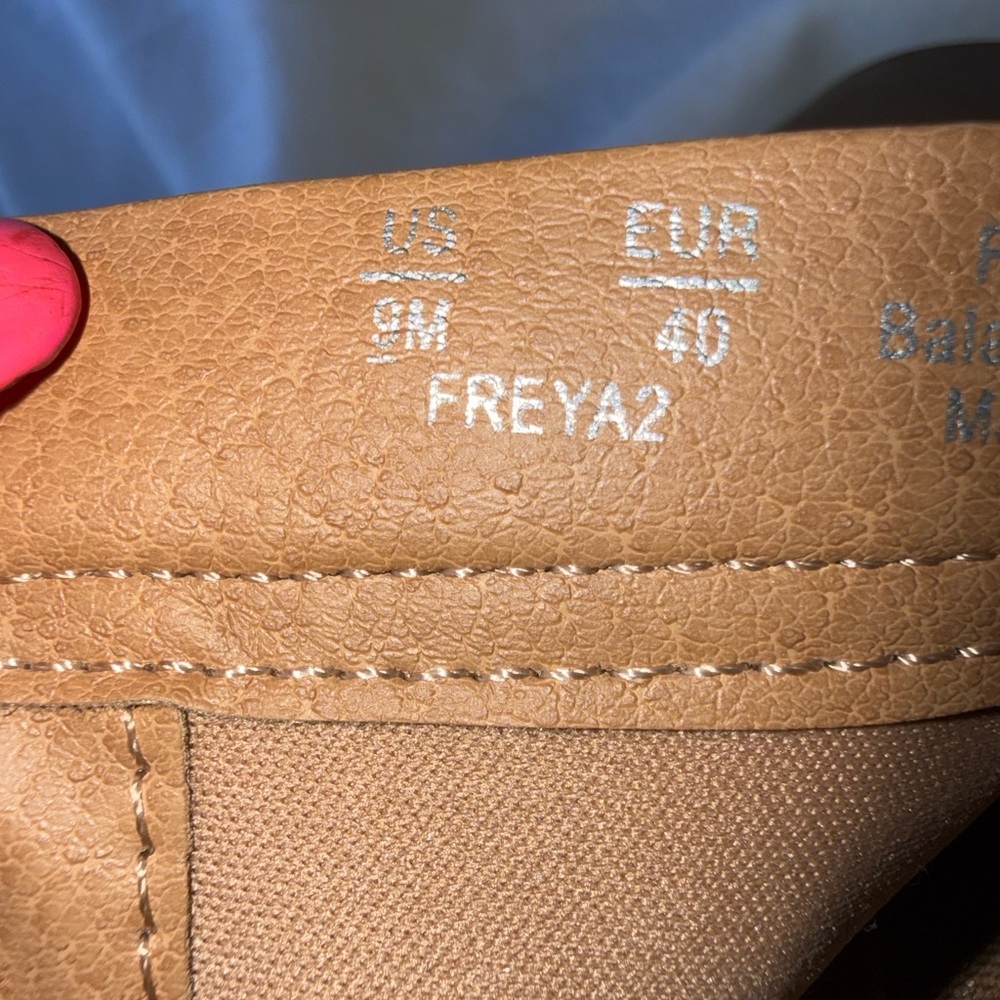 NWOT-No Box -Sam & Suede Freya 2 Western lBoots.
Size 9. - Picture 6 of 7